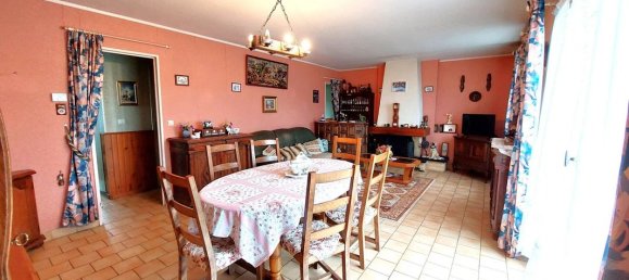 3 bedrooms House in Clery-Saint-Andre, France No. 159832 2