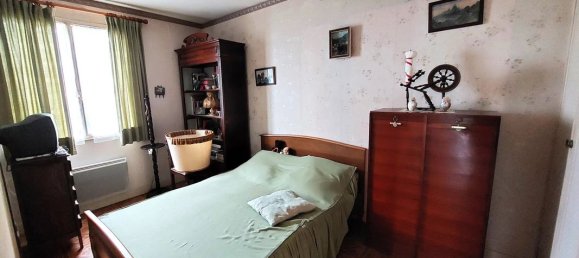 3 bedrooms House in Clery-Saint-Andre, France No. 159832 6