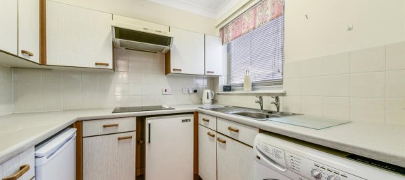 2 Schlafzimmer Maisonette-Wohnung in Epsom, United Kingdom, Nr. 9759 4