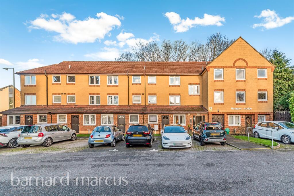 2 Schlafzimmer Maisonette-Wohnung in Epsom, United Kingdom, Nr. 9759