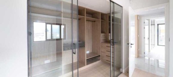 3 bedrooms Apartment in Germasogeia, Cyprus No. 7775 10