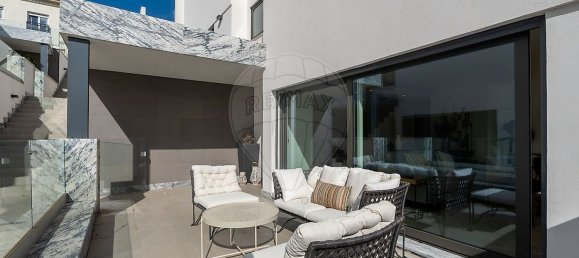 3 bedrooms House in Oeiras, Portugal No. 167264 4