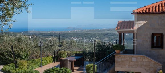 5 bedrooms Villa in Crete, Greece No. 391 3