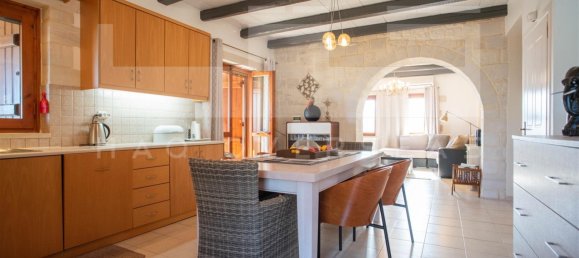 5 bedrooms Villa in Crete, Greece No. 391 13