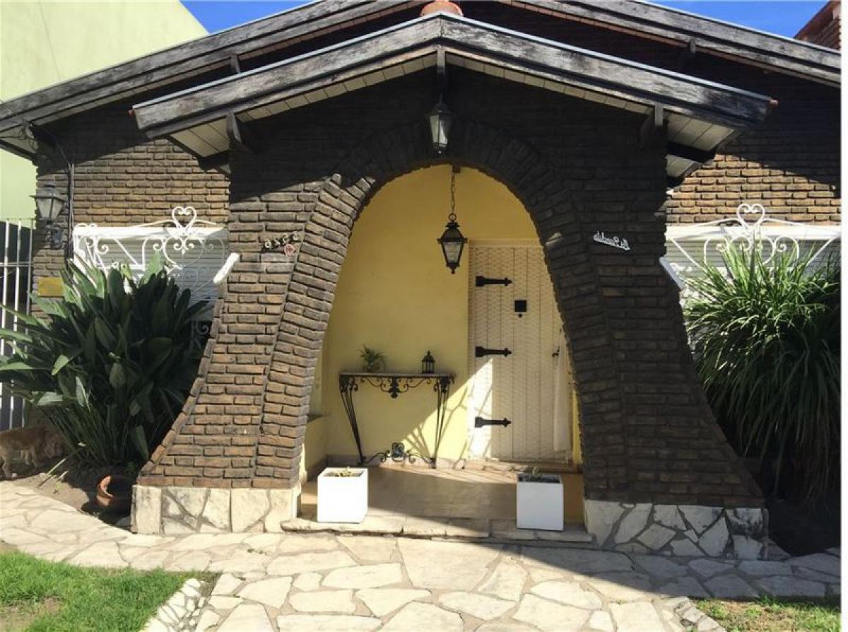 2 غرف نوم منزل في Lanus, Argentina رقم 62543