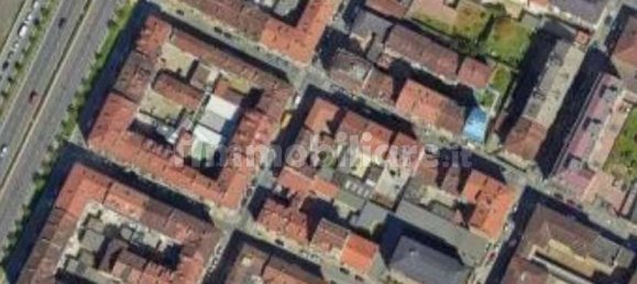 2 bedrooms Apartment in Turin, Italy No. 279979 27