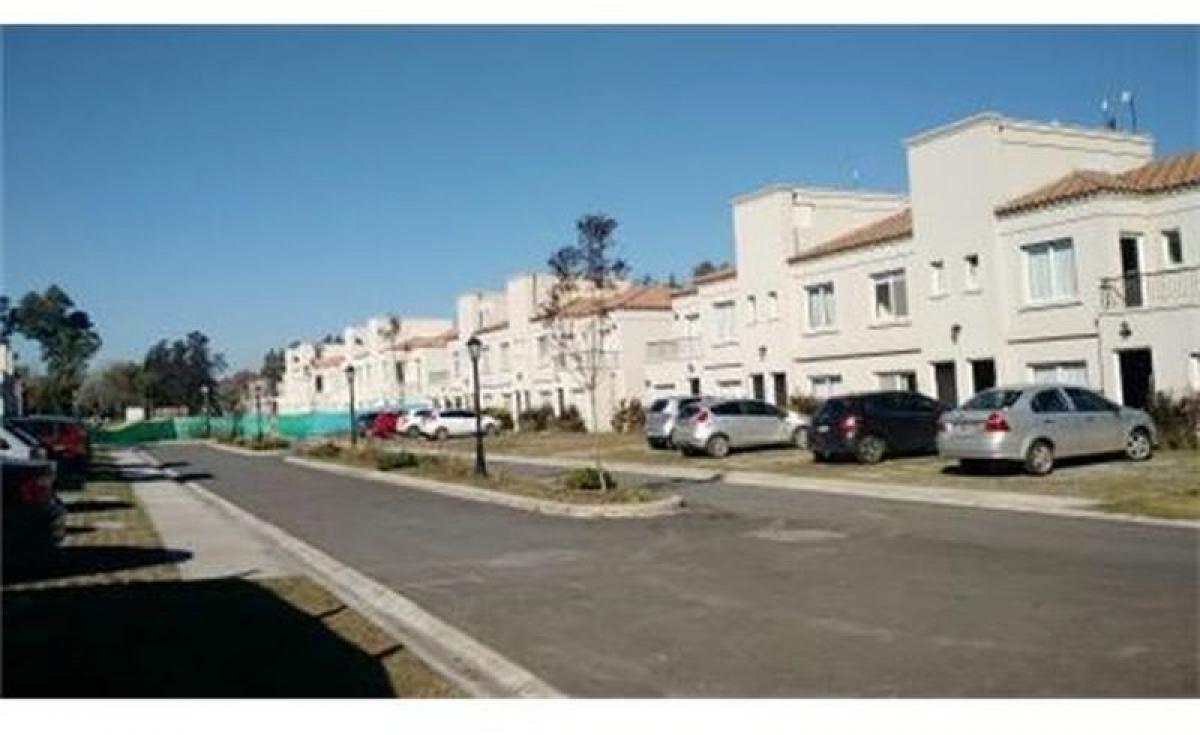 Terreno en Pilar, Argentina No. 49491