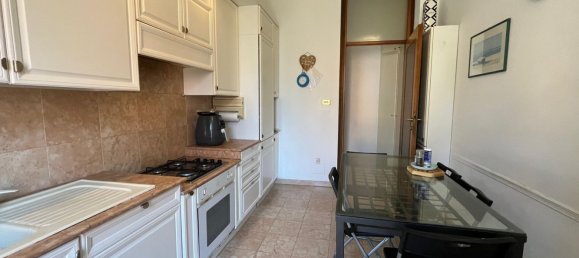 5 rooms Apartment in Bologna, Italy No. 195521 5