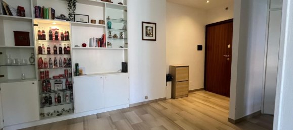 5 rooms Apartment in Bologna, Italy No. 195521 6