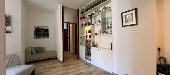 5 rooms Apartment in Bologna, Italy No. 195521 8