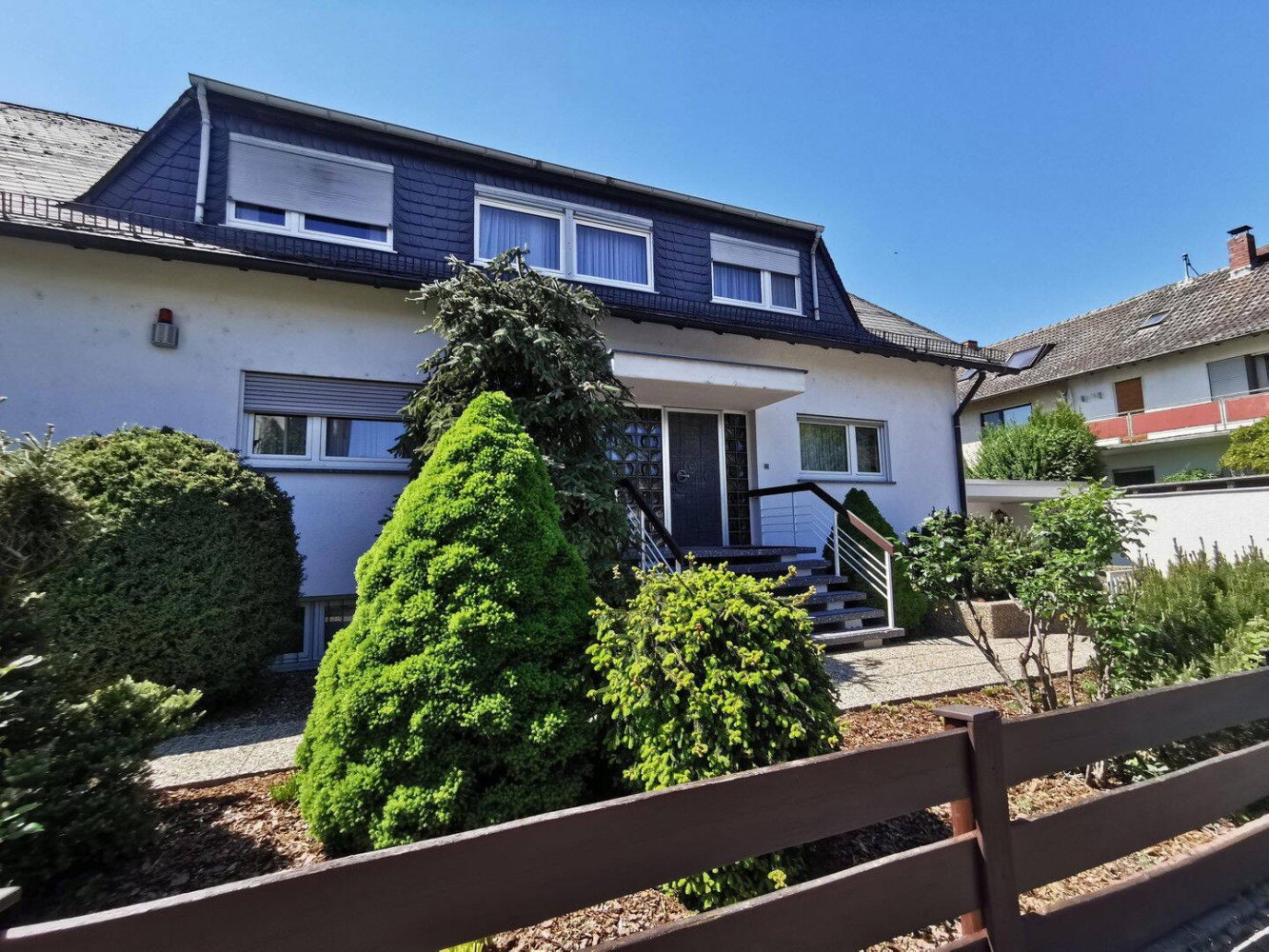 5 chambres Maison à Frankfurt am Main, Germany No. 227758