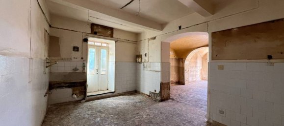 Propiedad comercial de 1 habitación en Sora, Italy No. 288288 8