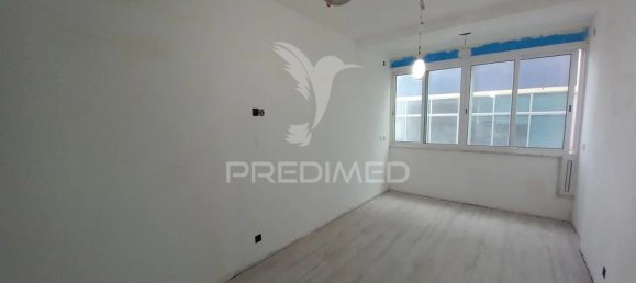 Apartamento de 4 dormitorios en Almada, Portugal No. 87362 13