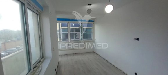 Apartamento de 4 dormitorios en Almada, Portugal No. 87362 12
