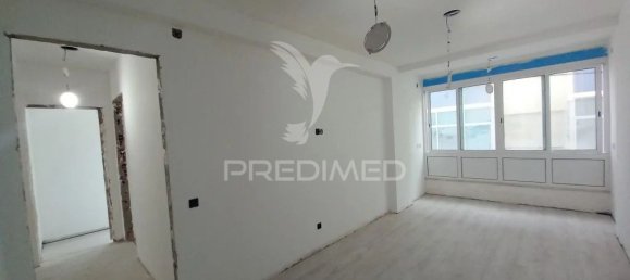 Apartamento de 4 dormitorios en Almada, Portugal No. 87362 14