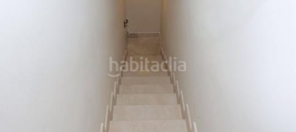 3 bedrooms Townhouse in Estepona, Spain No. 142723 24