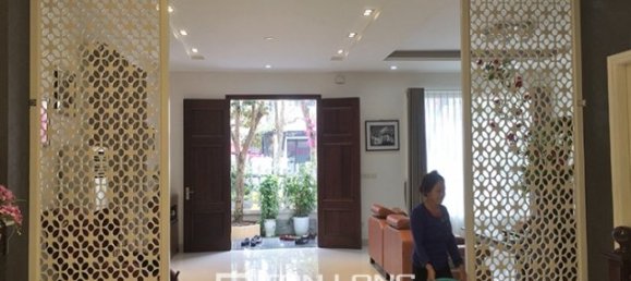 3 Schlafzimmer Villa in Long Bien, Vietnam, Nr. 3136 4