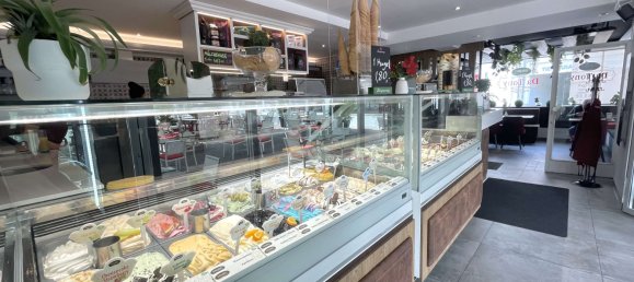 10 Schlafzimmer Gebäude in Reutlingen, Germany, Nr. 270889 6