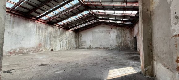  مستودع في Seregno, Italy 303متر مربع رقم 338377 2