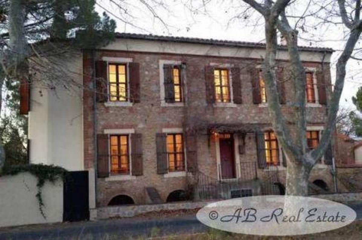 16 bedrooms Shop in Perpignan, France No. 20750