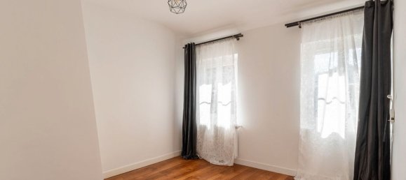 7 bedrooms House in Evreux, France No. 358895 12