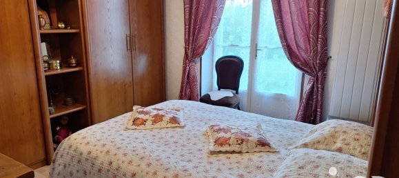 Casa de 4 dormitorios en Montchevrier, France No. 70721 5