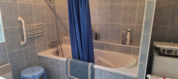 Casa de 4 dormitorios en Montchevrier, France No. 70721 19