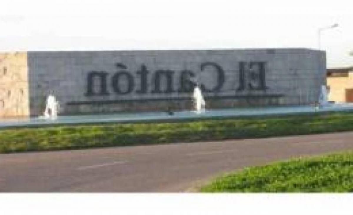  Land in Escobar, Argentina No. 114645