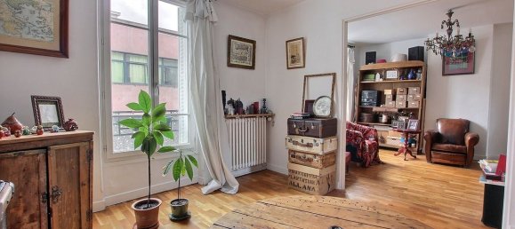 Квартира с 3 спальнями в Пантен, Франция № 187372 3