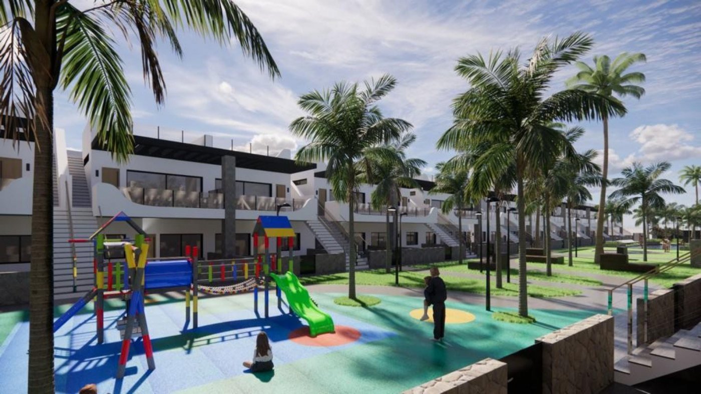 4 chambres Villa à Punta Prima, Spain No. 12648