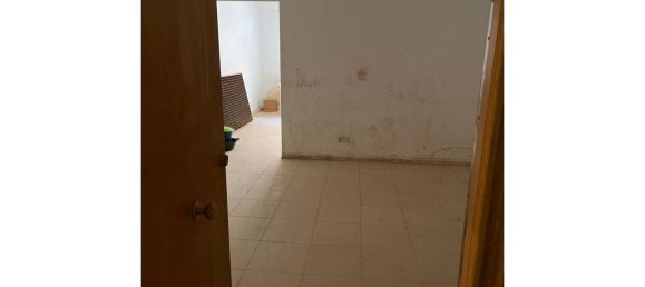 200m² Commercial property in Valencia, Spain No. 172283 18