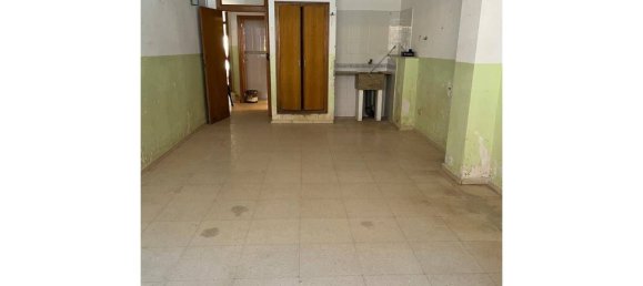 200m² Commercial property in Valencia, Spain No. 172283 13