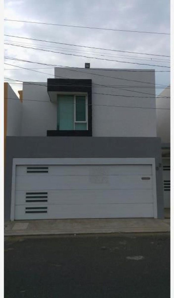 3 bedrooms House in Veracruz, Mexico No. 215703