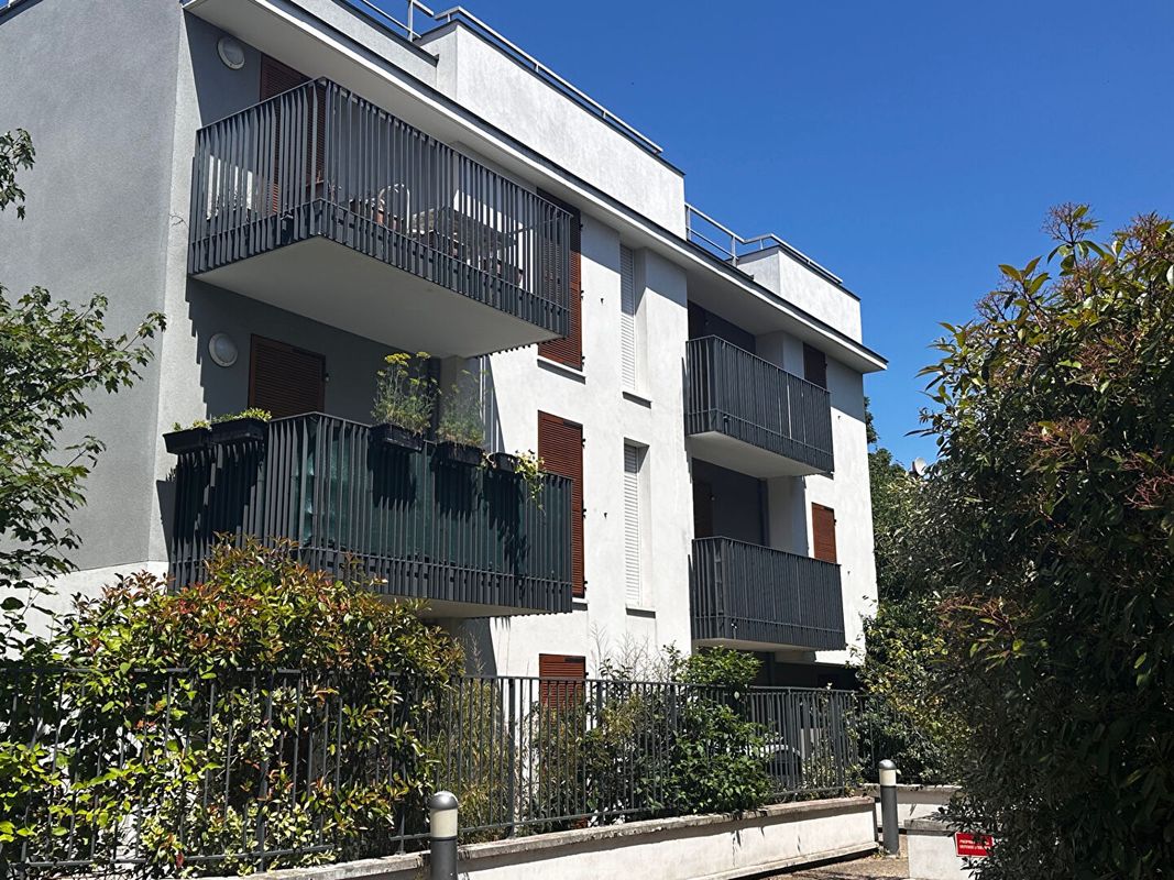 Apartamento T2 em Noisy-le-Sec, France N.º 149171