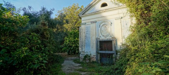 Земельный участок 40000м² в Эболи, Италия № 85825 3