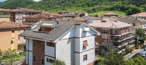 4 bedrooms Apartment in Rieti, Italy No. 328525 2