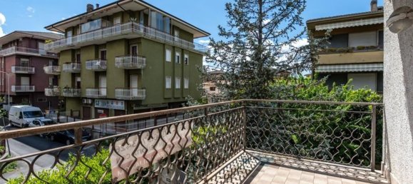 4 bedrooms Apartment in Rieti, Italy No. 328525 10