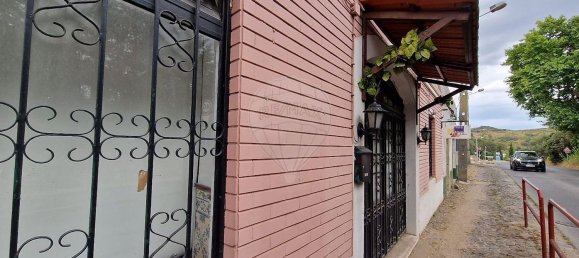 160m² Warehouse in Loures, Portugal No. 64255 4