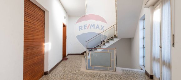 15-Zimmer Haus in Treviolo, Italy, Nr. 235852 15