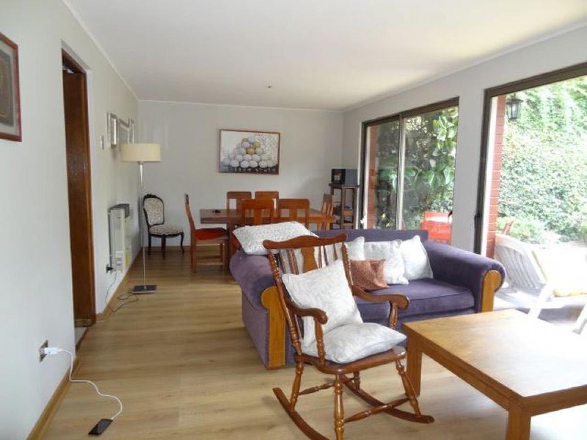 3 bedrooms House in Santiago, Chile No. 5262