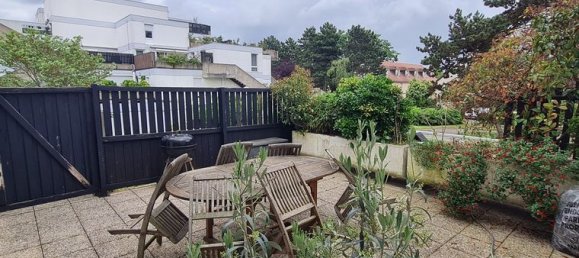 2 bedrooms Apartment in Villepinte, France No. 360114 2