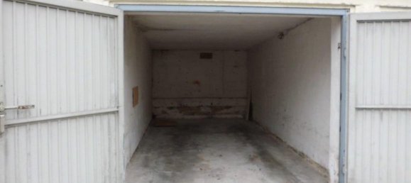  Parking in Duisburg, Germany No. 365953 2