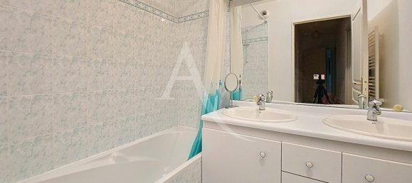 Apartamento de 2 dormitorios en Massy, France No. 180489 4