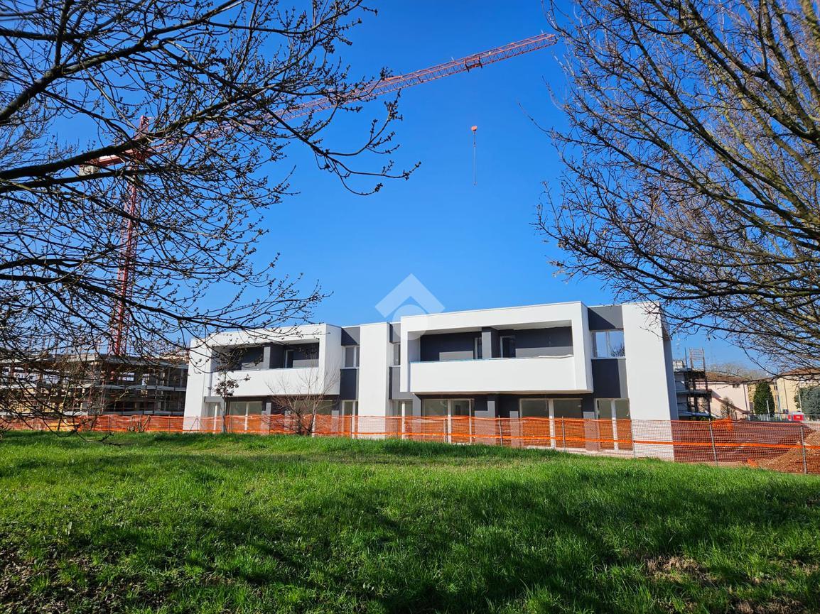 4 rooms Villa in Carpi, Italy No. 8322