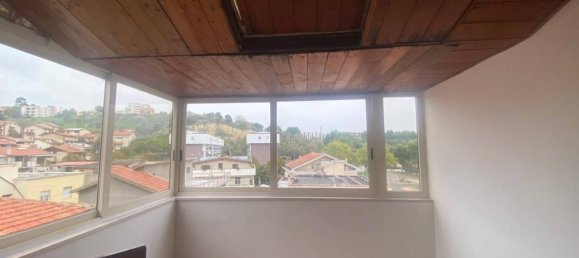 4 rooms Apartment in Pescara, Italy No. 26784 6