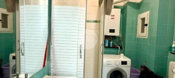 2 Schlafzimmer Wohnung in Genoa, Italy, Nr. 352363 11