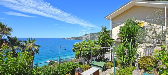 4 bedrooms Villa in Ospedaletti, Italy No. 309180 2