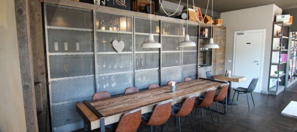 110m² Commercial property in Piove di Sacco, Italy No. 346346 12