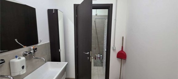 Lagerhaus in Modena, Italy 170m², Nr. 372201 29