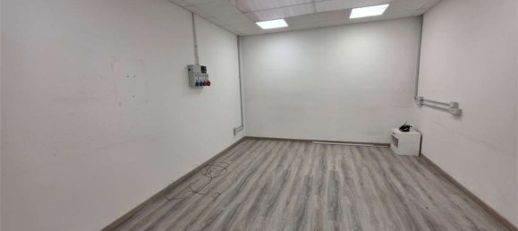 Lagerhaus in Modena, Italy 170m², Nr. 372201 23